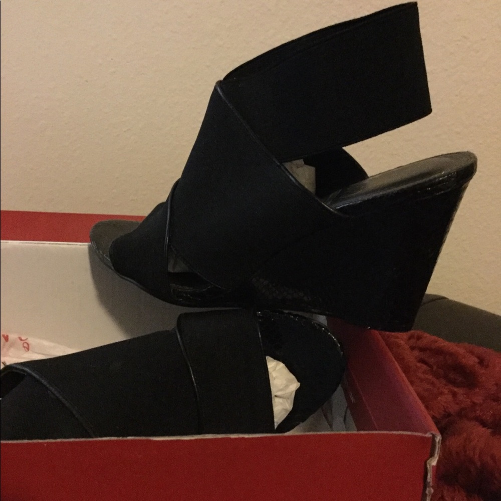 IMPO - Ladies Shoes